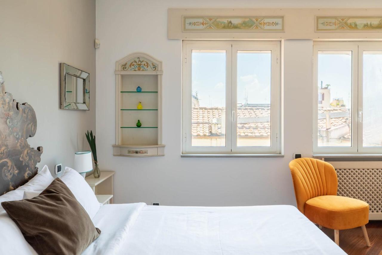 Iflat Margutta Colors On Canvas Apartment Rom